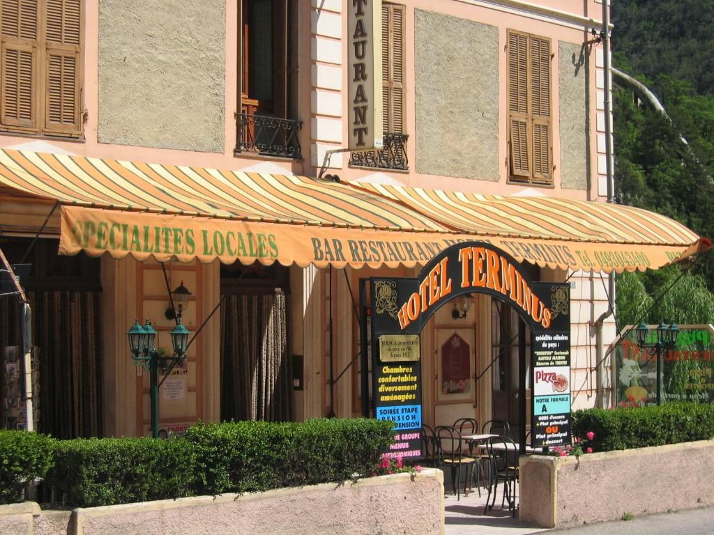 Chambres D'Hotes Le Terminus Fontan Zewnętrze zdjęcie